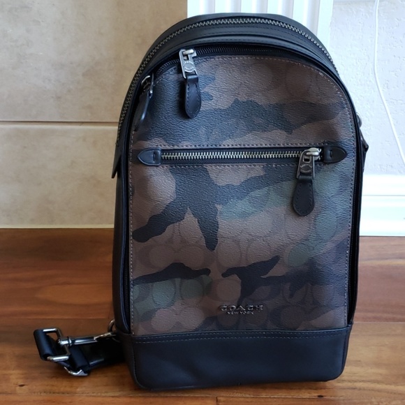 coach graham pack brown